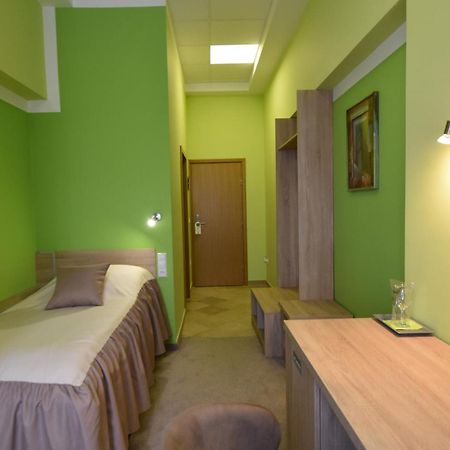 Apartments And Rooms Kod Eli Ravna Gora Exterior foto