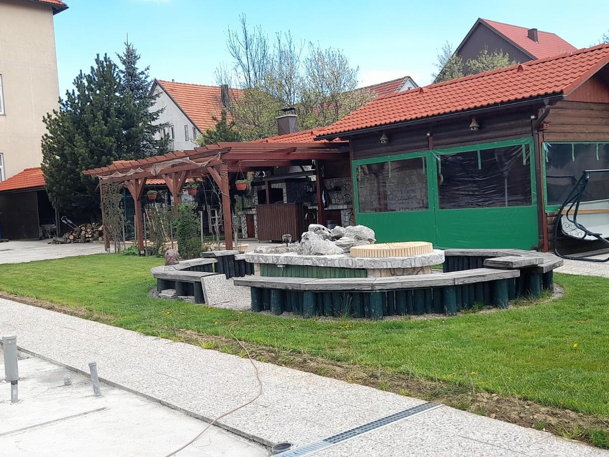 Apartments And Rooms Kod Eli Ravna Gora Exterior foto