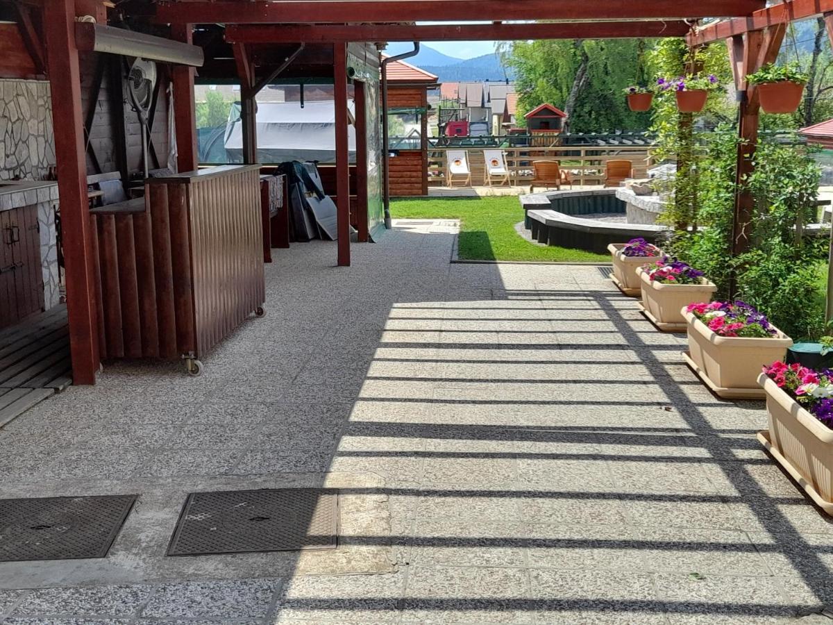 Apartments And Rooms Kod Eli Ravna Gora Exterior foto