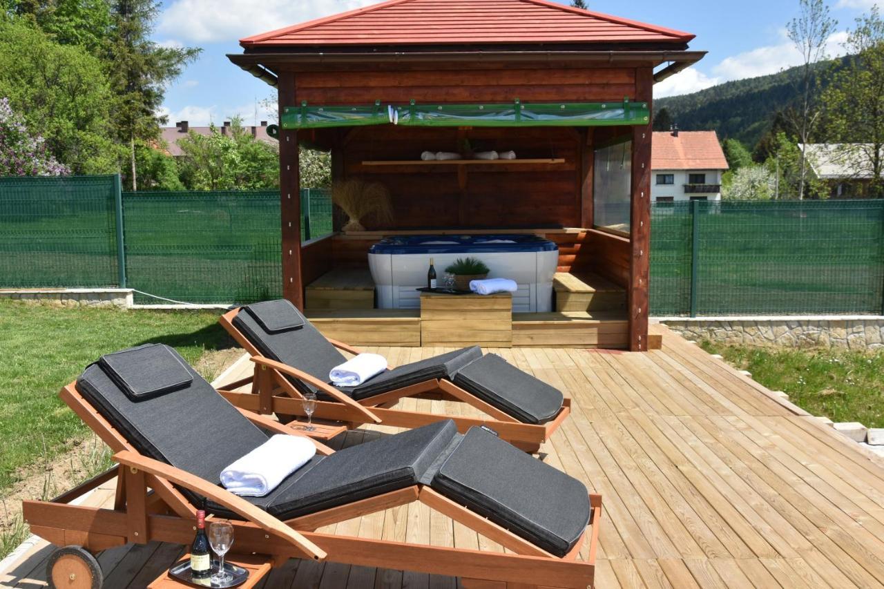 Apartments And Rooms Kod Eli Ravna Gora Exterior foto